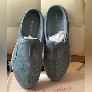 New in Box Easy Spirits 10 WW Light Blue SparkleTravelTime Style 430 Clogs Mules